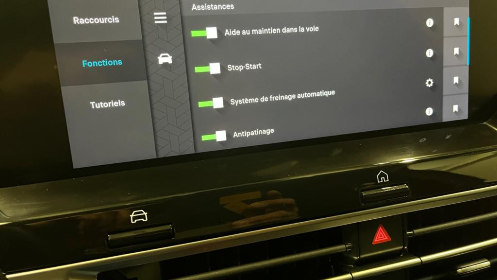 Nouvelle CITROEN C4 X  1.5 BlueHDi 16V - 130 S&S - EAT8  Max 